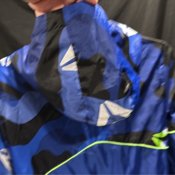 Reebok Kids Vibrant Blue and Neon Jacket - Picture 5 of 7